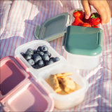 Snackbeholder med to adskilte rum – ideel til madpakker