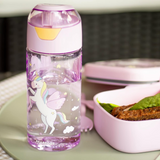 Let børnedrikkedunk – praktisk til rejser og udflugter