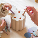 Mushie sorteringsboks med låg – udvikler motorik og koordination