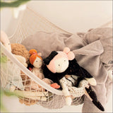 Hængekøje til bamser – pladsbesparende opbevaring i hjørnet