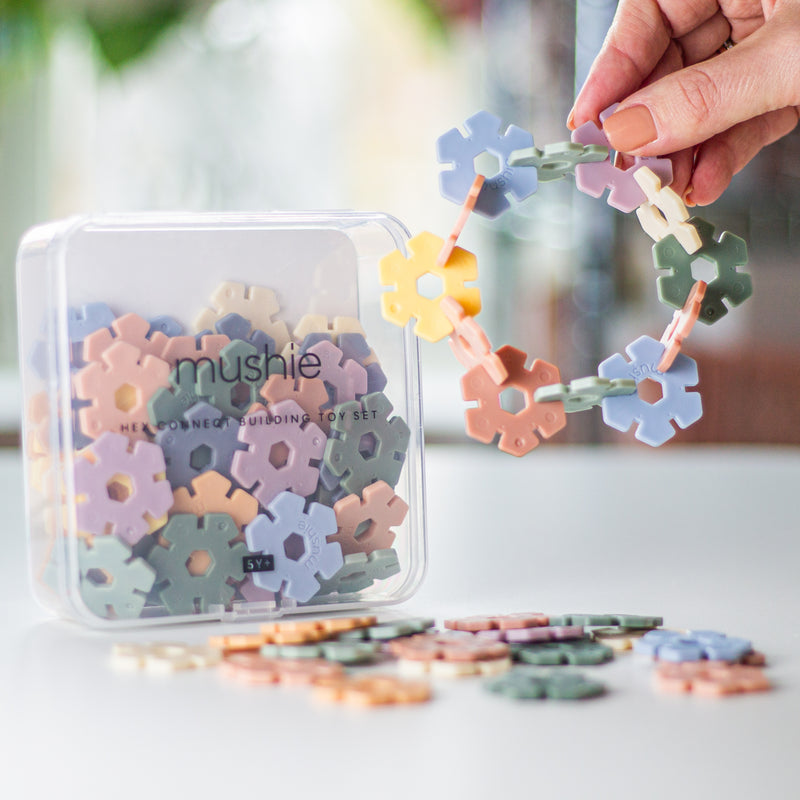 Byggelegetøj fra 5 år – farvede brikker til fantasi og finmotorik