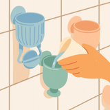 Mushie Pour & Play Bath Set – badelegetøj med kopper og sugekopper