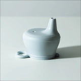 Børnevenligt kopdæksel – gør drikke nemmere og spildfri