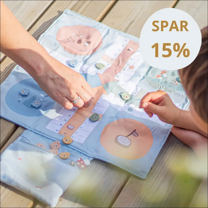 Ludo-Monnëka spil – sammenfoldeligt stofbræt med farverige brikker